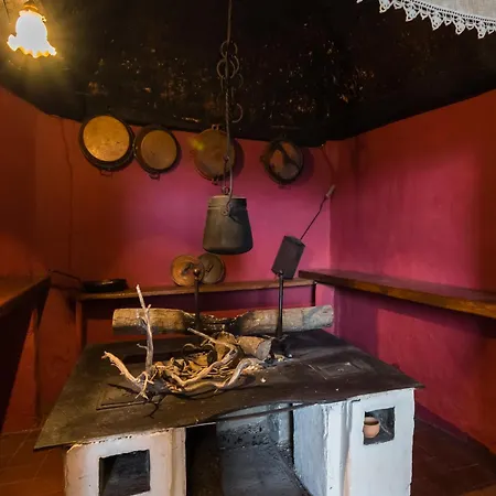 Cozy 2-bedroom بيت للعطل