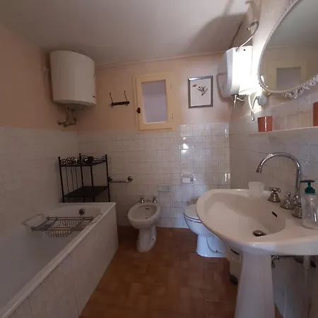 Cozy 2-bedroom Montecastelli Pisano