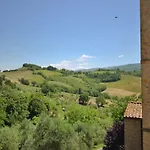 Cozy 2-bedroom Montecastelli Pisano